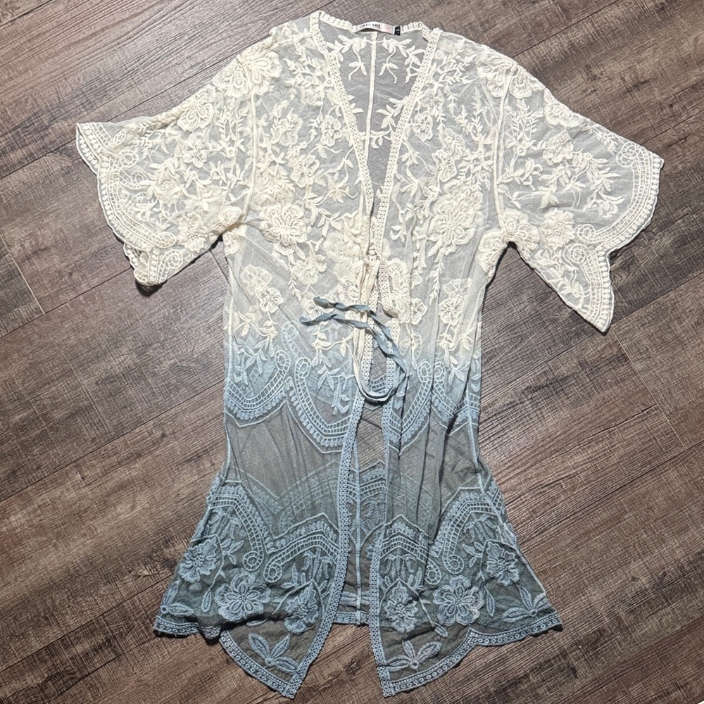 Origami by vivien Elegant Lace Cardigan - Cream and blue